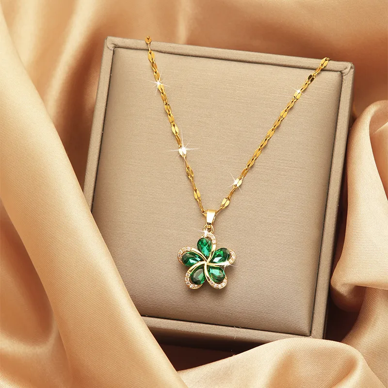 Collier élégance