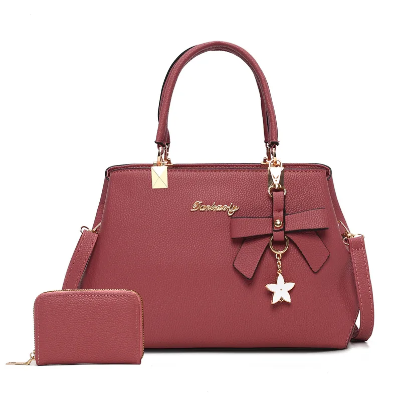 Sac a main et son porte monnaie